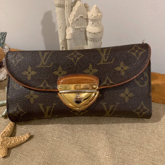 Louis Vuitton Beverly Wallet - Picture 1 of 6